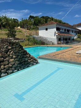hotel sacra familia