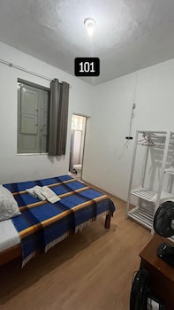 hotel sacra familia