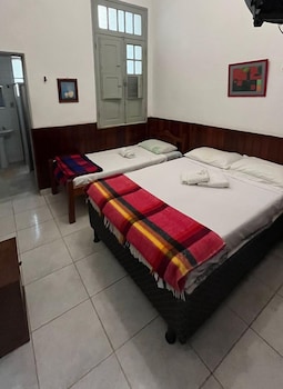 hotel sacra familia