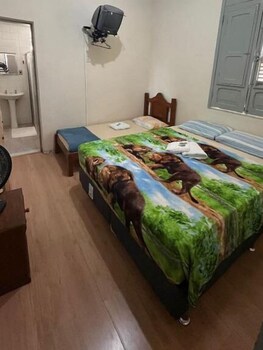hotel sacra familia