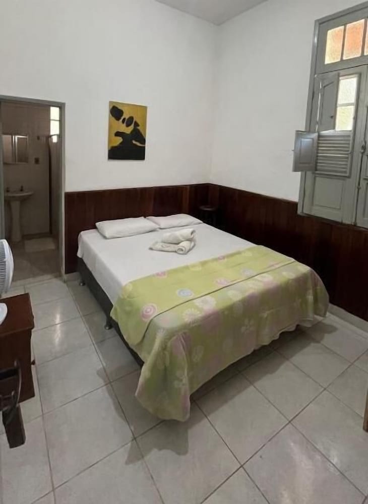 hotel sacra familia