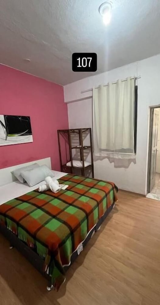 hotel sacra familia