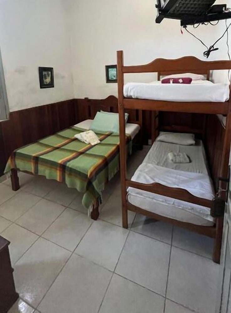 hotel sacra familia