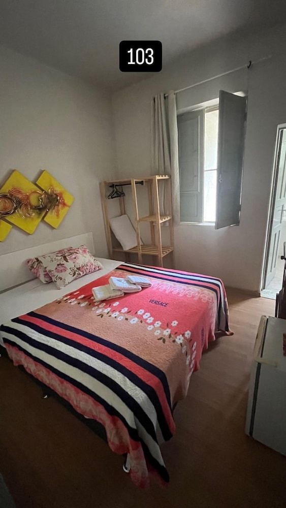 hotel sacra familia