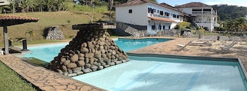 hotel sacra familia