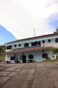 hotel sacra familia