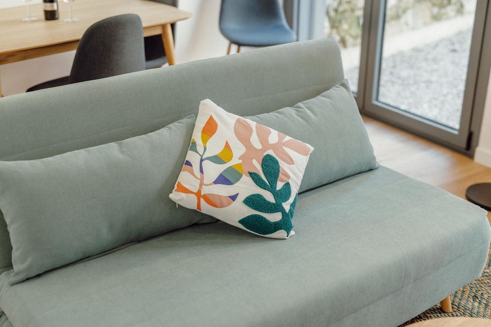 courtyard oporto design apartment k with terrace