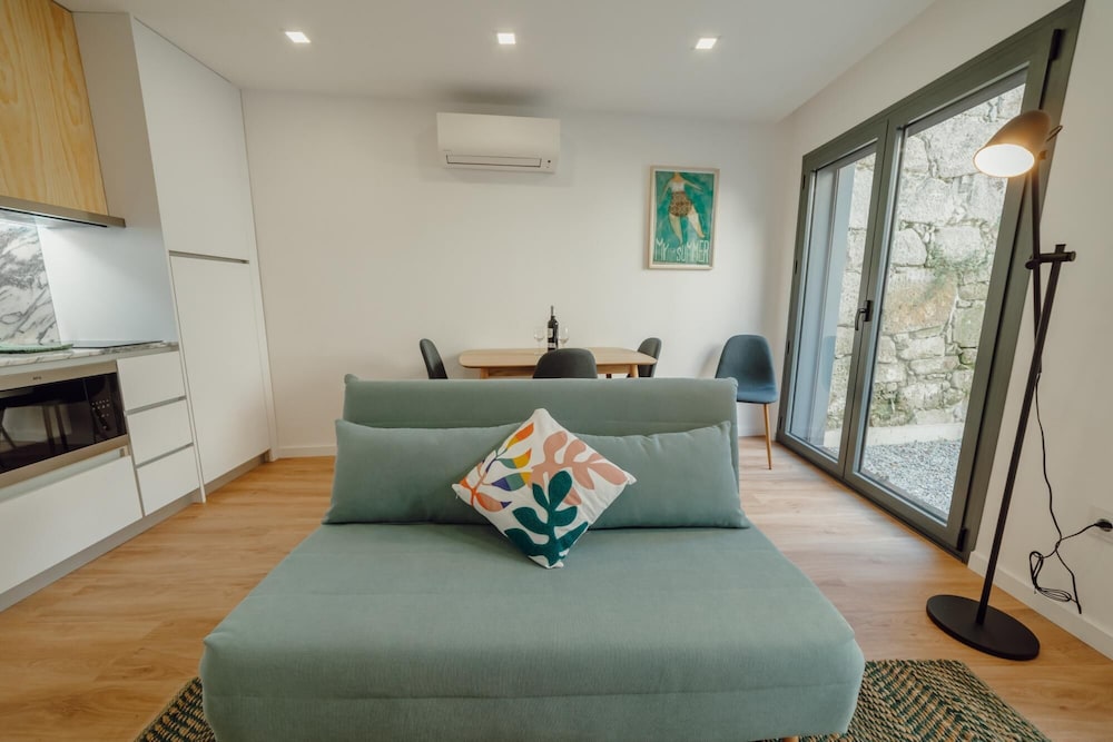 courtyard oporto design apartment k with terrace