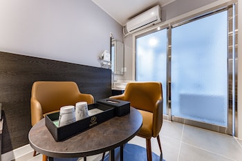 rest hotel