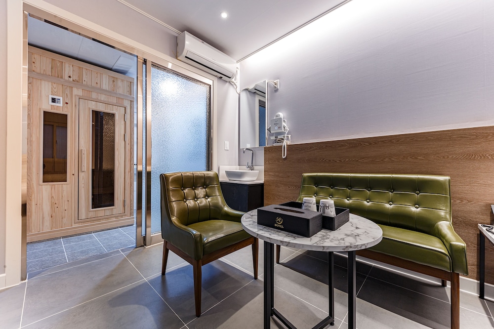 rest hotel