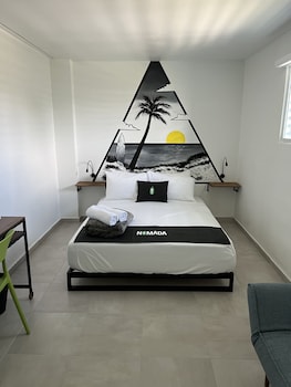 nomada beach hostel adult only