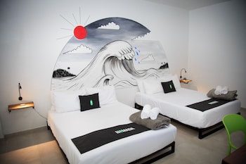 nomada beach hostel adult only