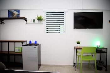 nomada beach hostel adult only