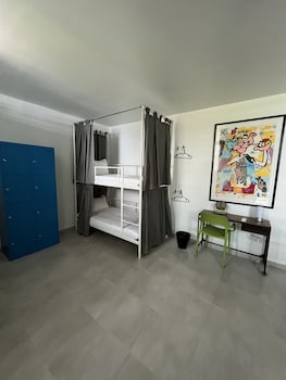 nomada beach hostel adult only