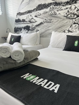 nomada beach hostel adult only