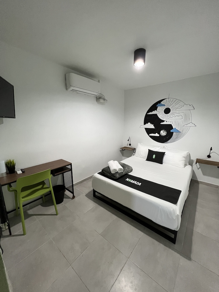nomada beach hostel adult only