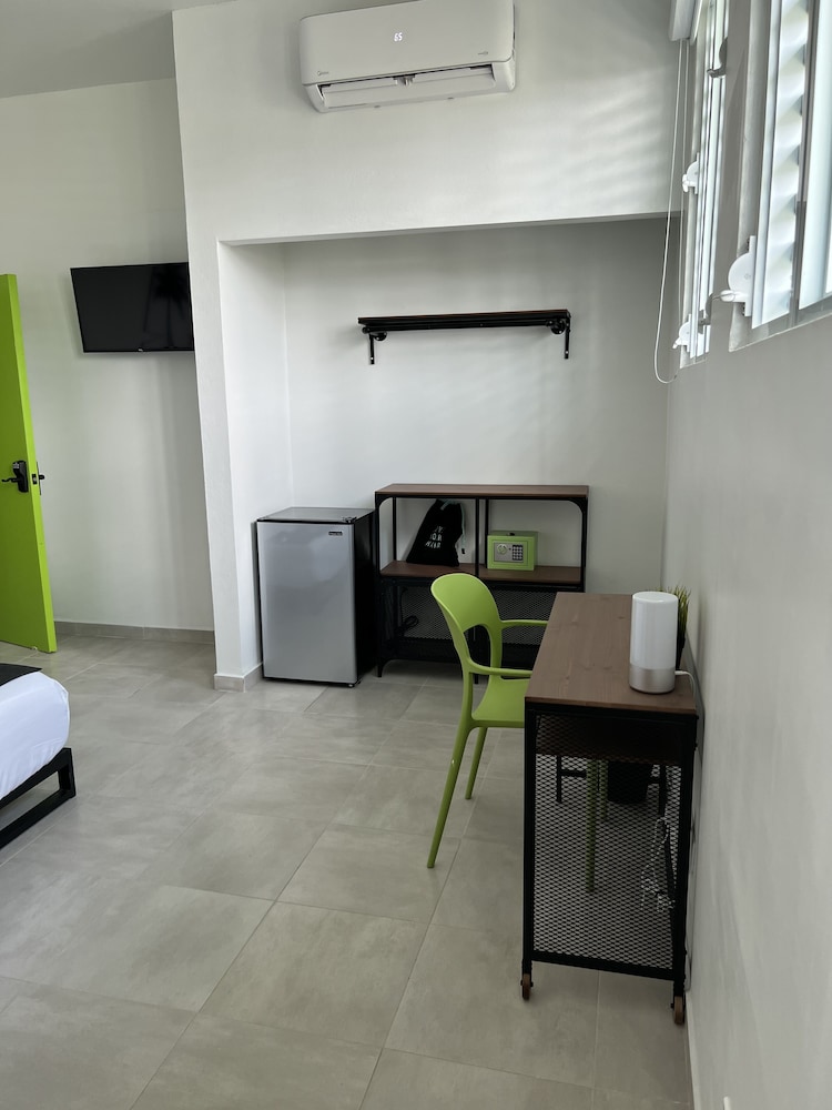 nomada beach hostel adult only