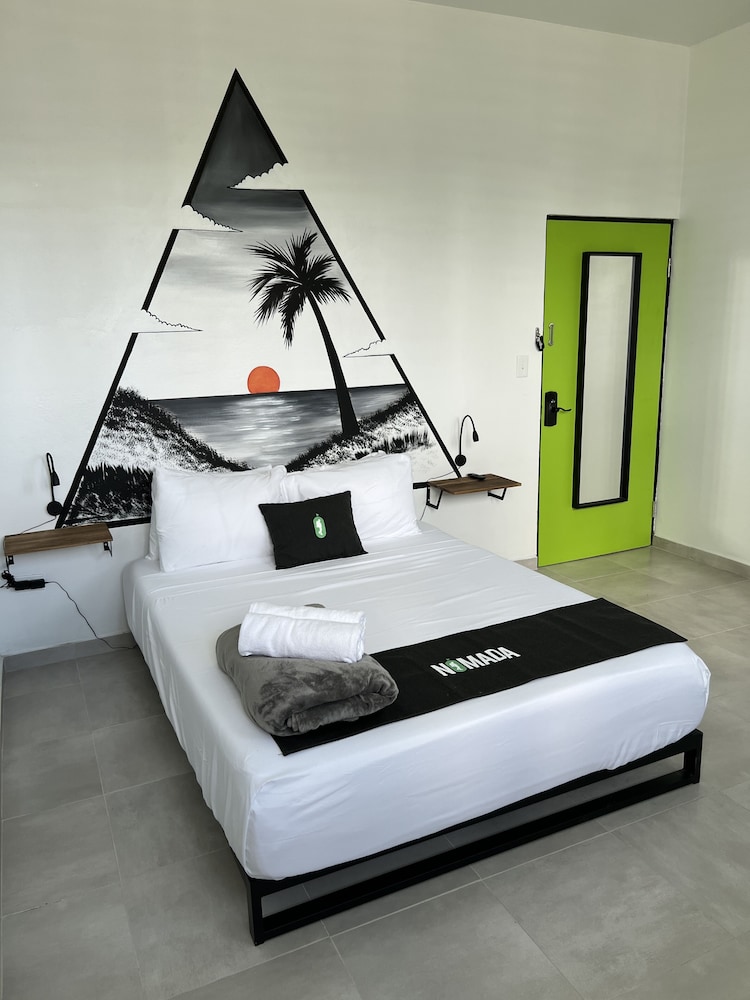 nomada beach hostel adult only