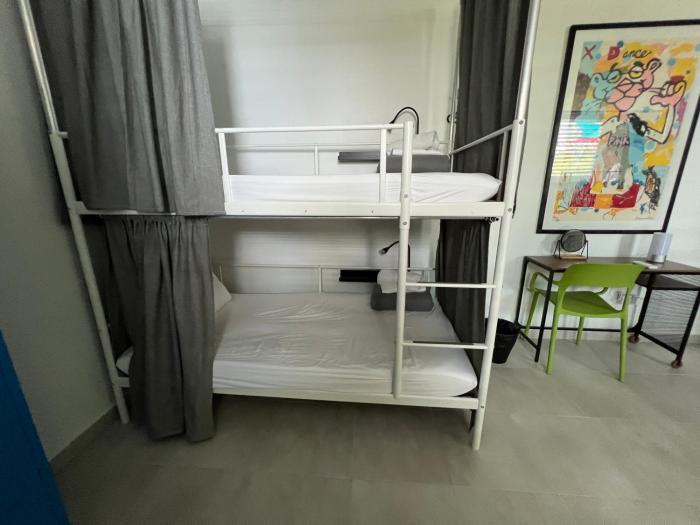 nomada beach hostel adult only