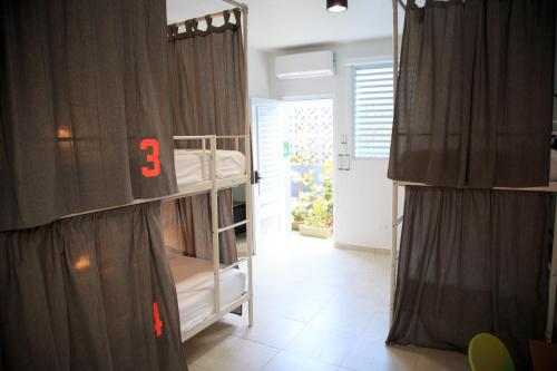 nomada beach hostel adult only