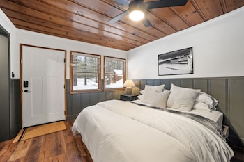emerald bay village