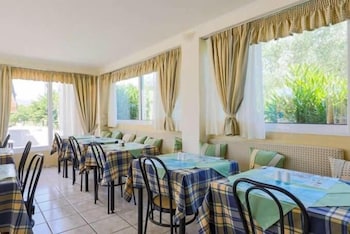 daniel hotel