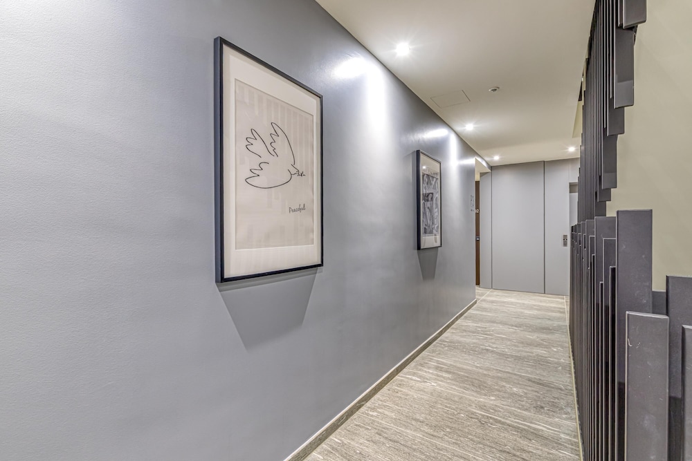 icon h 206 suite micro living