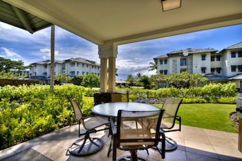 luxury beach front villa kolea