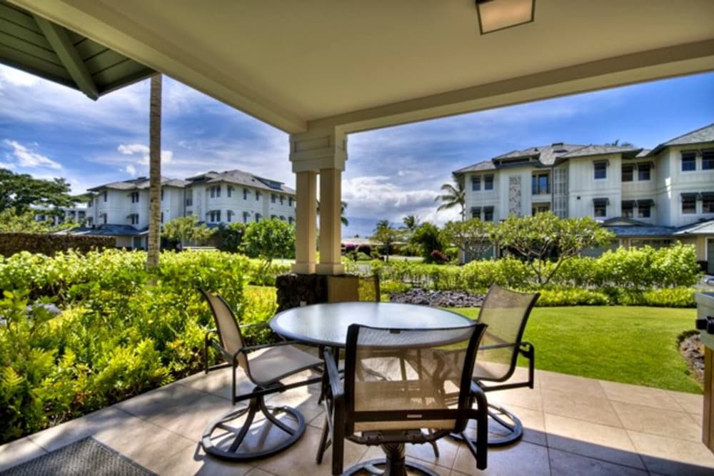 luxury beach front villa kolea