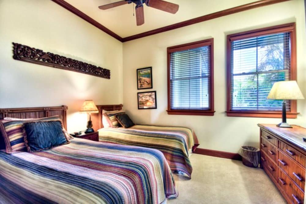 luxury beach front villa kolea