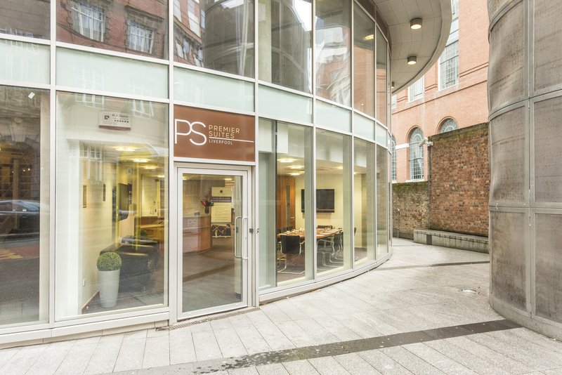 premier suites liverpool