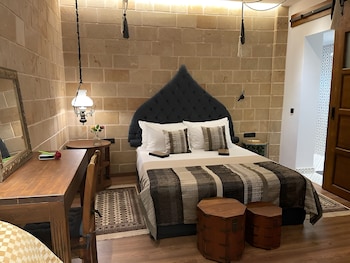 utopia luxury suites