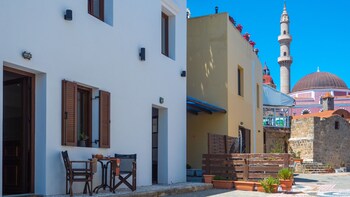 utopia luxury suites