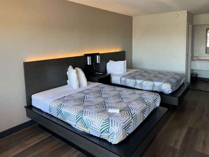 motel 6 cedar rapids ia