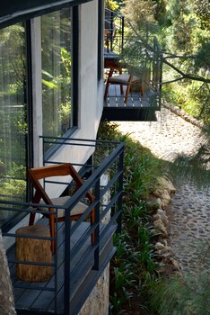 fishers house hotel