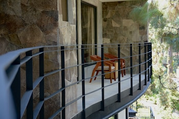 fishers house hotel