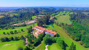 Oca Palacio De La Llorea Hotel & Spa,Costa Verde>>Asturias,4 star