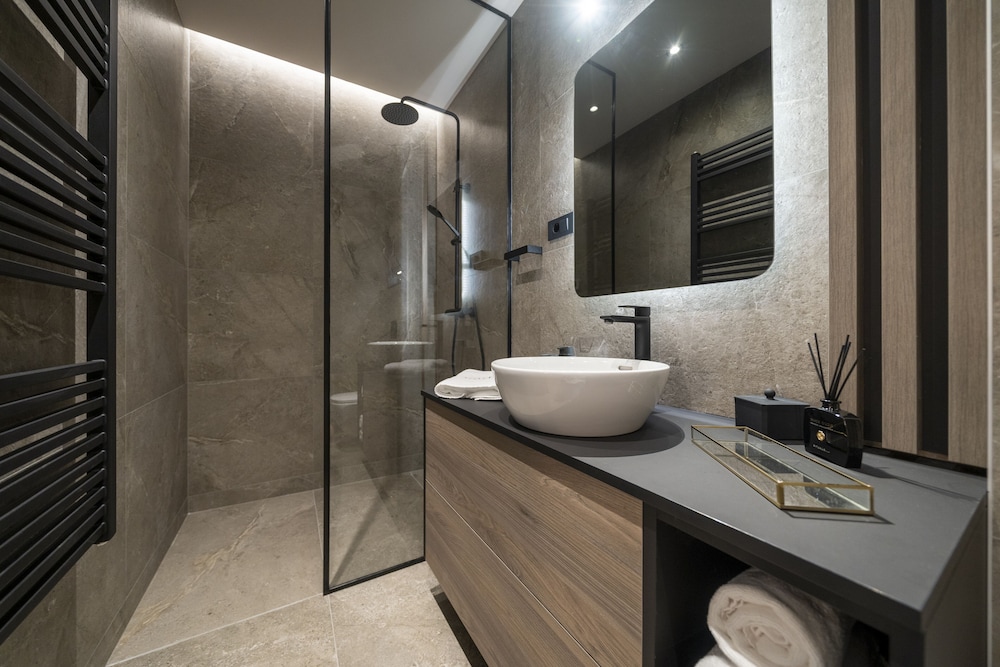 velvet rooms and more