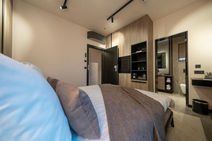 velvet rooms and more