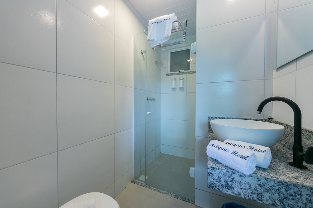 antiquus aparthotel