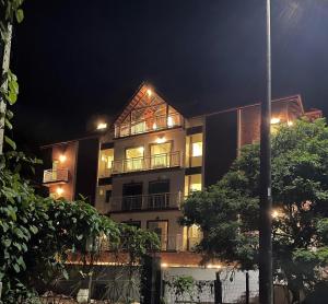 antiquus aparthotel