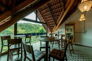 antiquus aparthotel