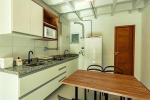 antiquus aparthotel