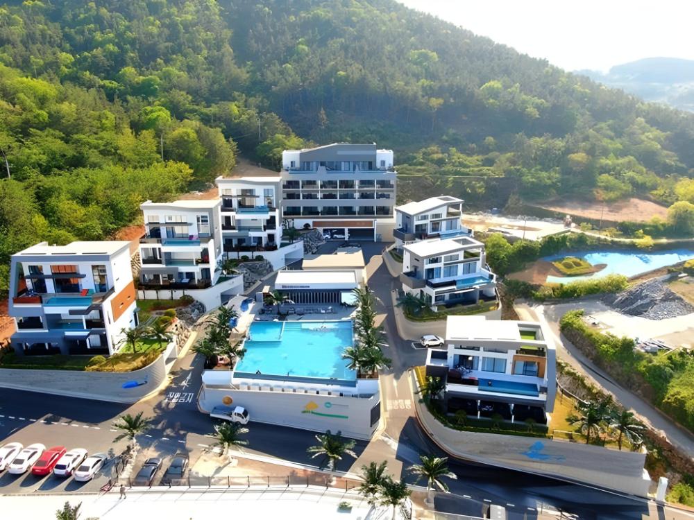 blue mango pool villa and resort