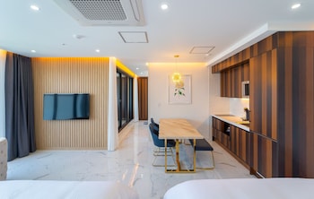 blue mango pool villa and resort