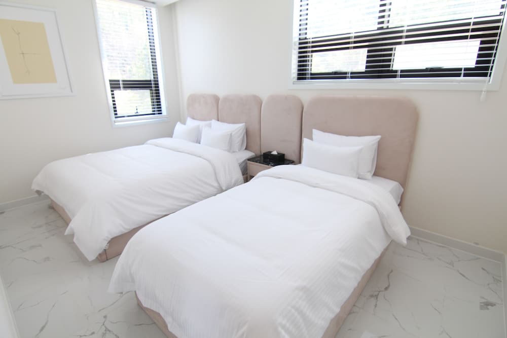 blue mango pool villa and resort