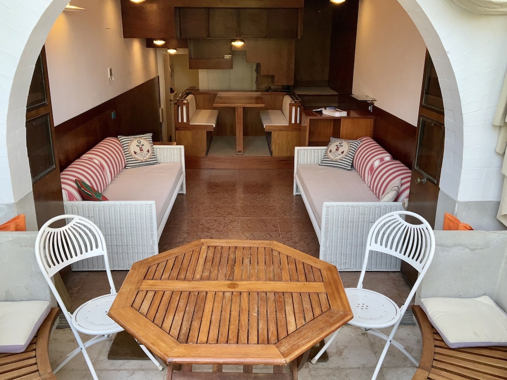 aquamar suite on the beach of venice