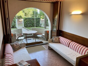 aquamar suite on the beach of venice