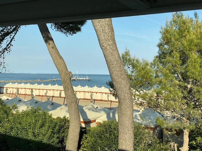 aquamar suite on the beach of venice