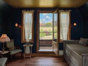 endion station inn